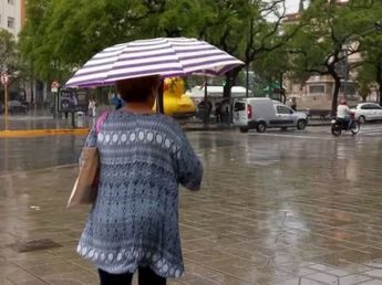 Alerta amarilla por lluvia en 10 provincias de Argentina: a qué hora cae el agua