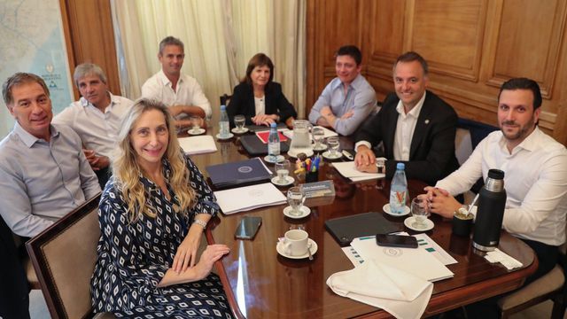 La "mesa política" del Gobierno analiza los pedidos de cambios a la reforma laboral