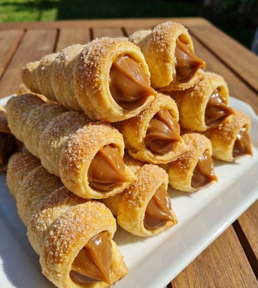 Cómo hacer cucuruchitos rellenos tipo churro: la receta de Jimena Monteverde con tapas de empanadas para el antojo dulce