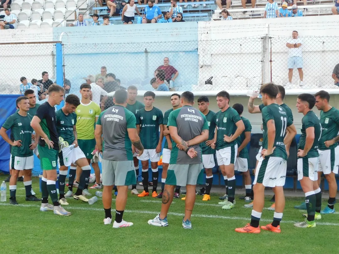 Mateo Peralta de Arroyito jugó para Sportivo Belgrano en sus primeros amistosos pensado