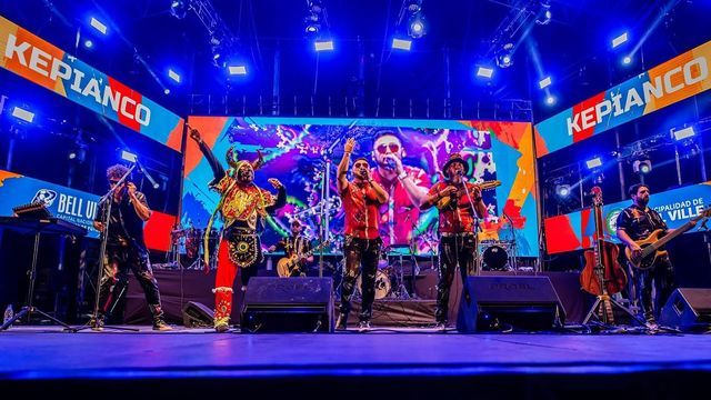 Fiesta de la Dulce Ciudad del País Arroyito - Damián Córdoba - Chichilo Viale - Kepianco