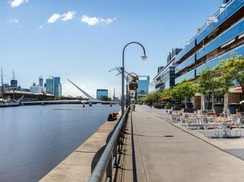 Macabro hallazgo en Puerto Madero: encontraron un cuerpo sin vida flotando en un dique
