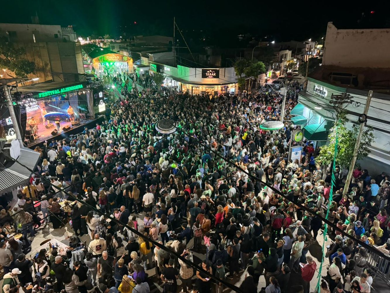 Capilla del Monte vibró en la apertura de la 12ª edición del Festival Alienígena