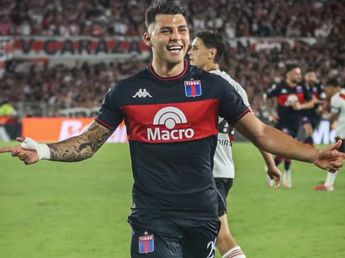 River fue humillado en la goleada ante Tigre, con el Monumental como una hoguera