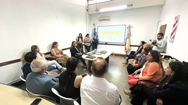 Se revisaron obstáculos de acceso a controles y se definieron prioridades para mejorar la respuesta en prevención y atención.