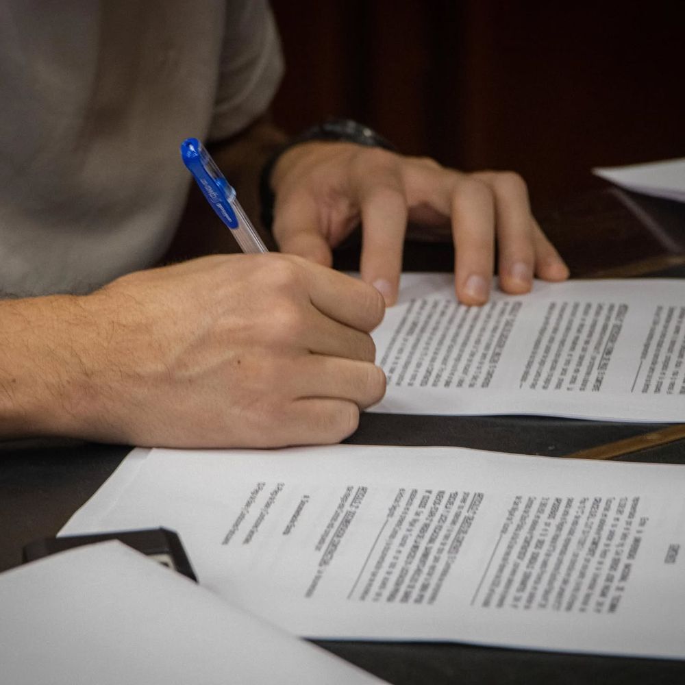 contratos de 6 licitaciones de obras