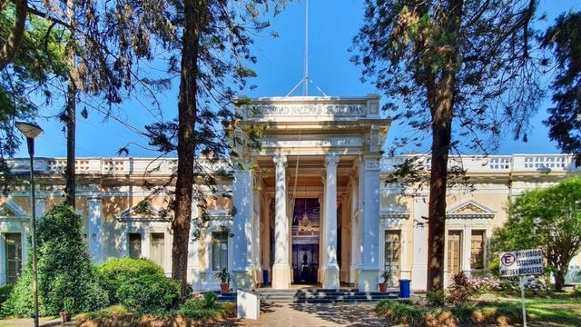 La Secretaría Académica de la UNT continúa con una agenda estratégica centrada en trayectorias estudiantiles, formación de grado y articulación institucional.