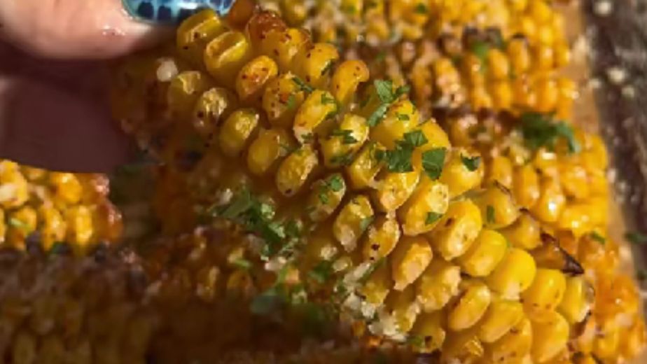 Cómo hacer choclos súper crocantes y sabrosos: la receta perfecta para sorprender con una guarnición diferente