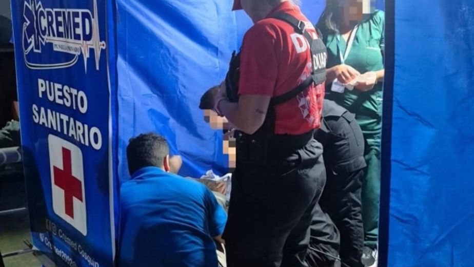 Un turista resultó herido por pirotecnia en el Cosquín Cuarteto
