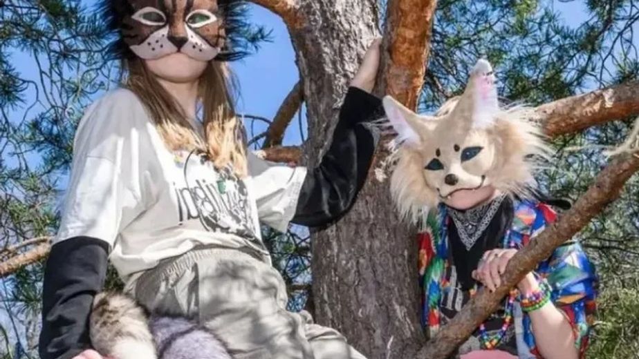 Polémica por una escuela argentina para ser Therian: clases para caminar en 4 patas, ladrar y comportarse como animal