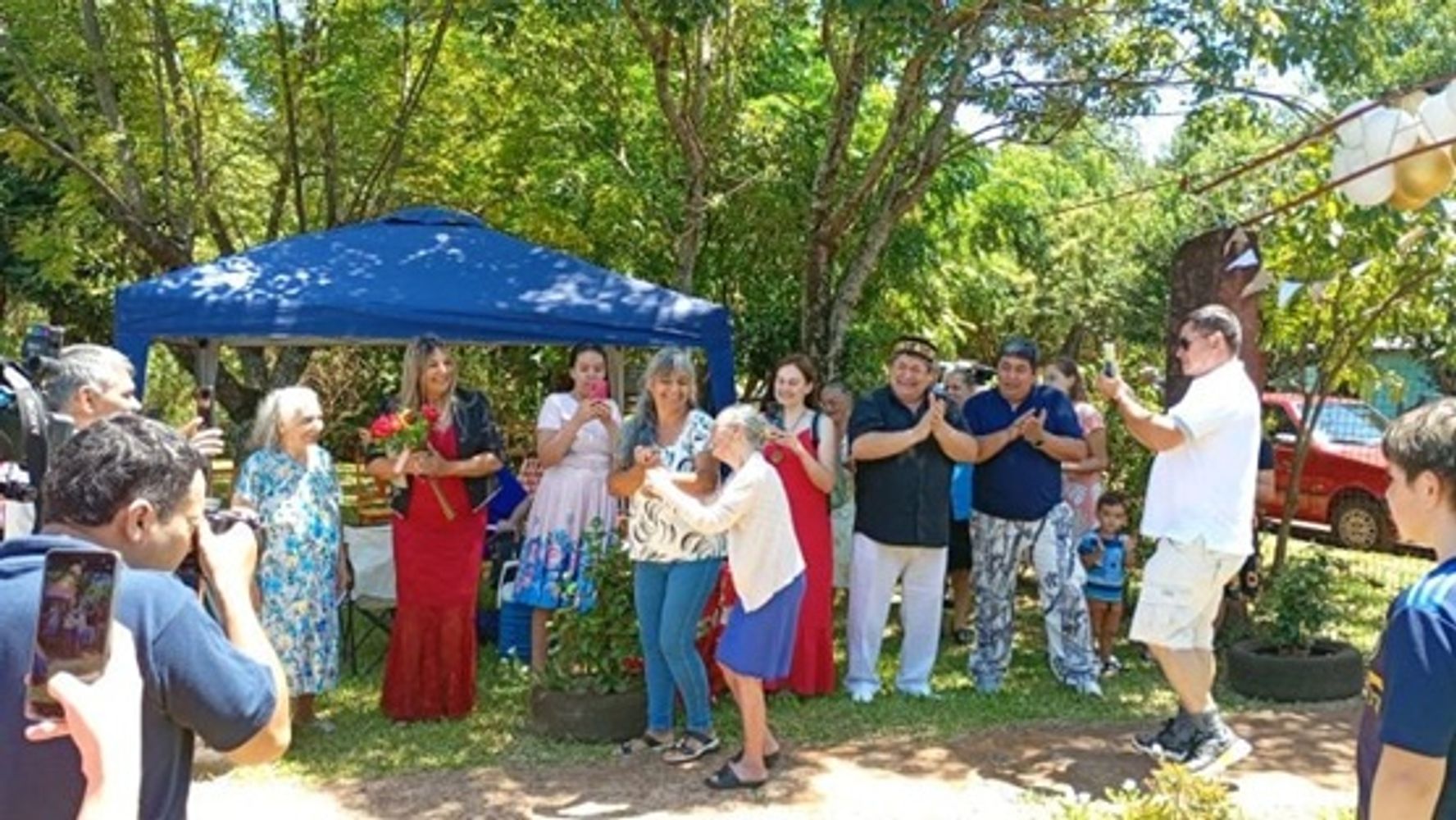 Una mujer de Villa Bonita celebró 114 años y se convirtió en símbolo de la memoria viva del pueblo.