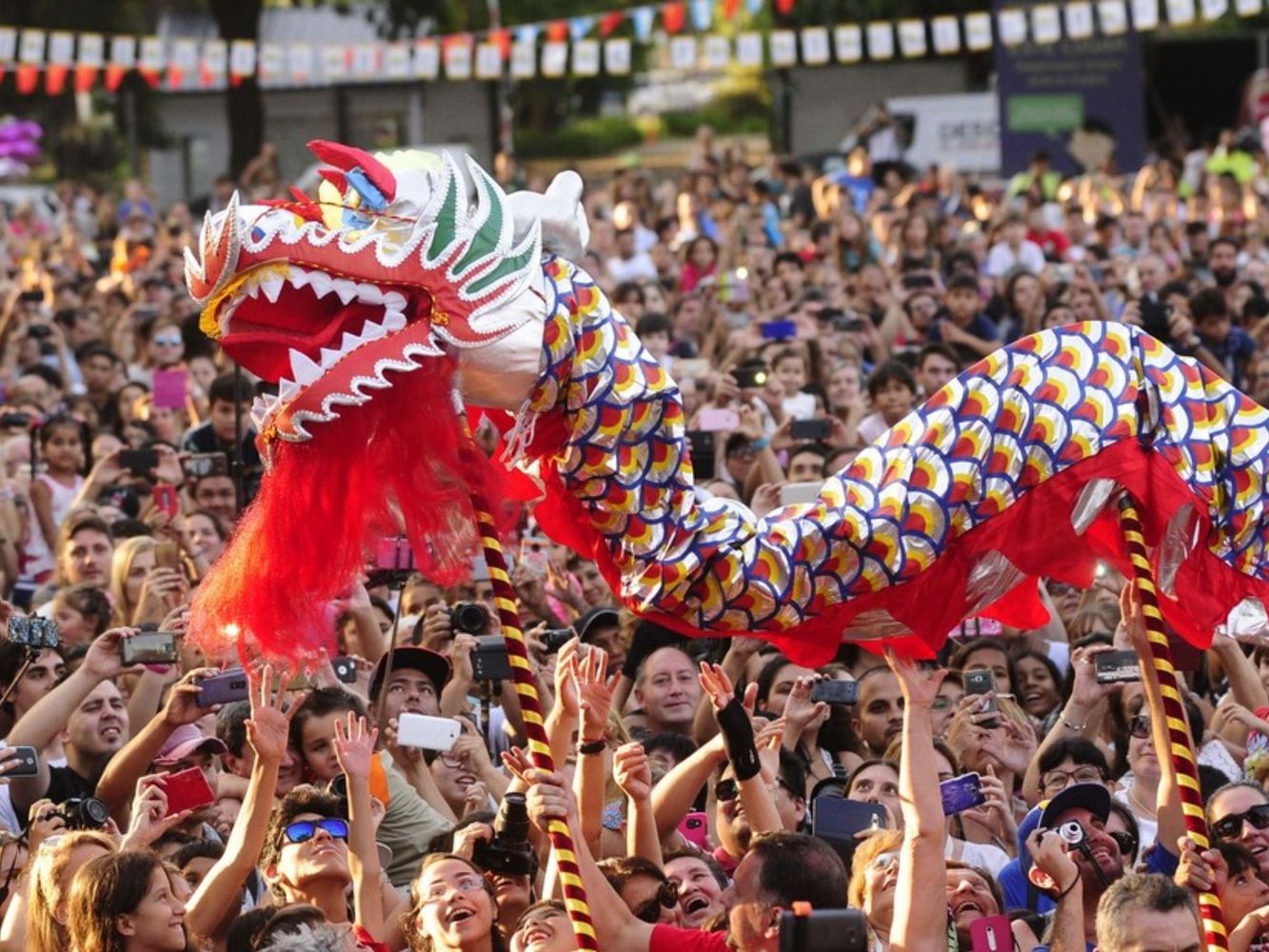 La celebración del Año Nuevo Chino se convirtió en un evento importante para los porteños en el verano.