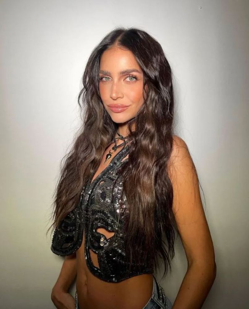 Ni corpiño ni bombacha colaless: Zaira Nara marcó tendencia con la malla enteriza de la temporada 
