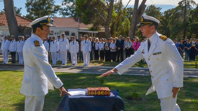 El Hospital Naval Puerto Belgrano tiene nuevo Director. (Foto: Gaceta Marinera).