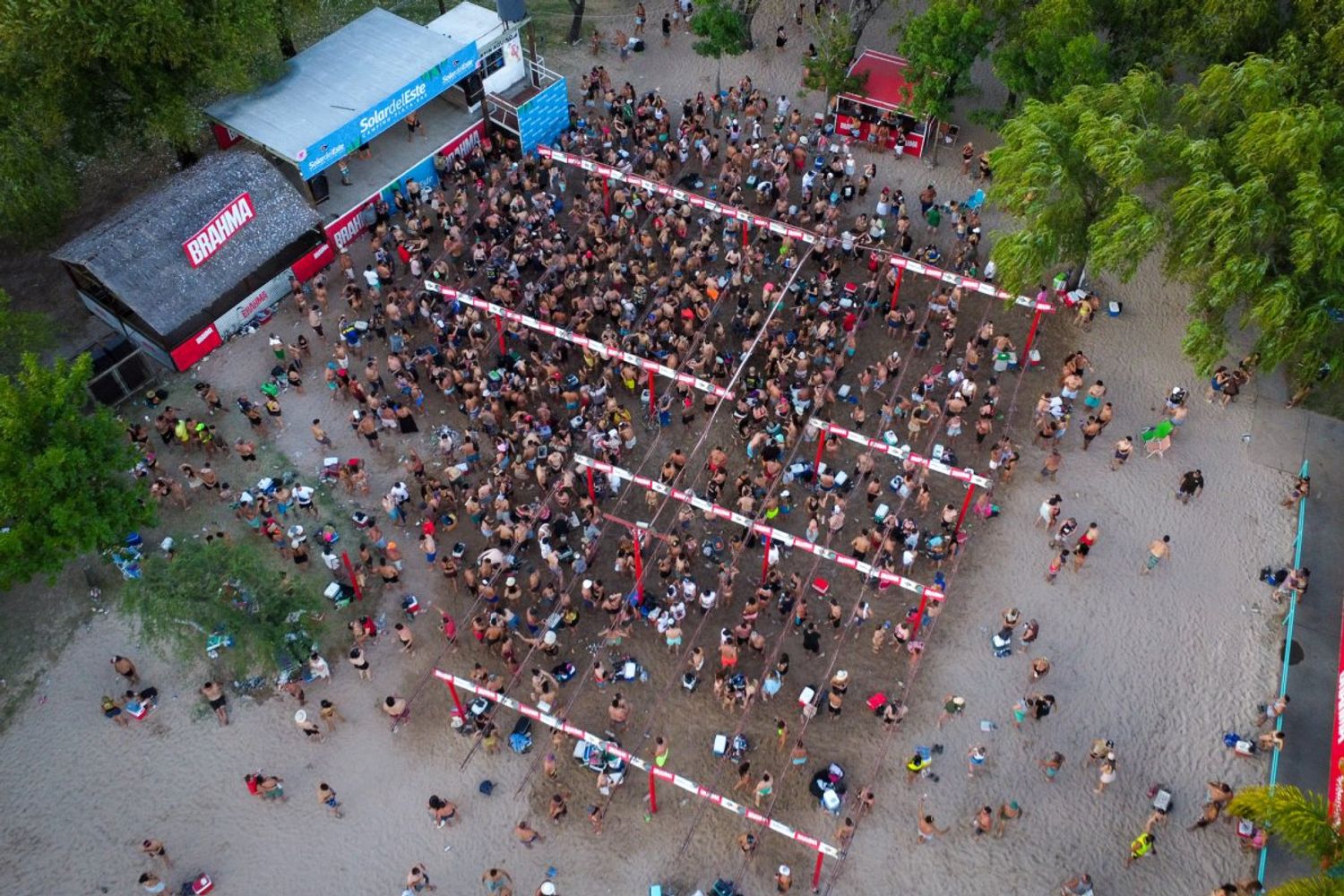 Fiestas y atractivos de Gualeguaychú.