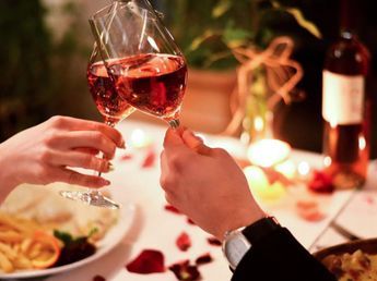 Cuánto sale cenar por San Valentín en los hoteles de lujo de Córdoba