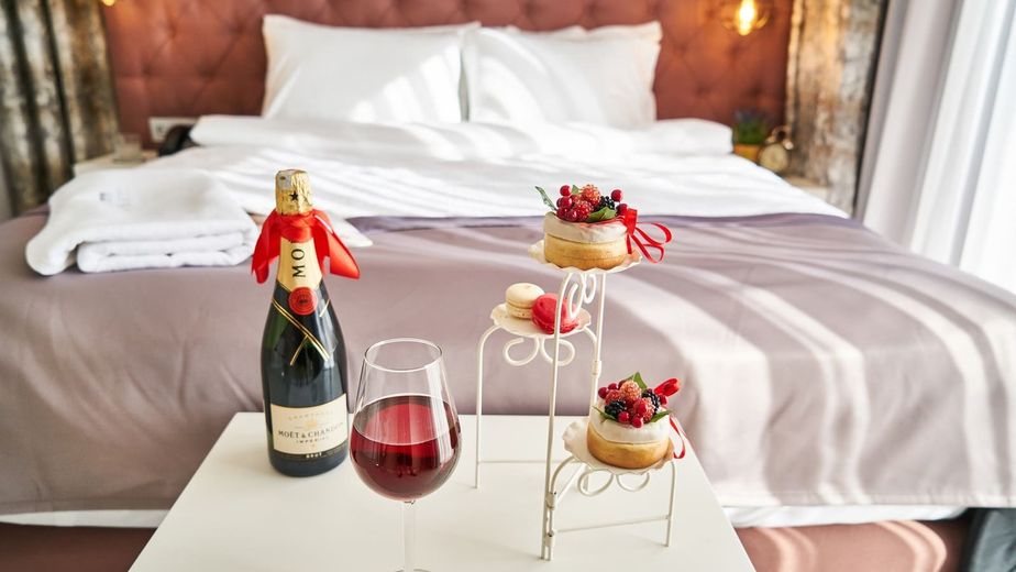 San Valentín en Rosario: cuánto cuesta una noche romántica en los hoteles y "telos" de la ciudad