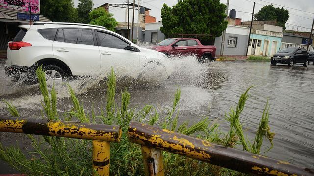 Rige alerta amarilla por tormenta en Córdoba.