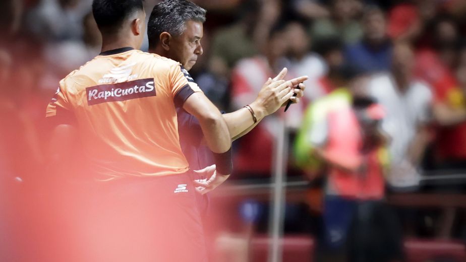 River volvió a perder y no encuentra el rumbo: 11 derrotas en 18 partidos y Merlos expulsó a Gallardo