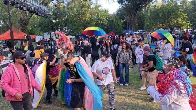 "El Orgullo se viste de Carnaval" este domingo en los Jardines Municipales (foto de archivo)