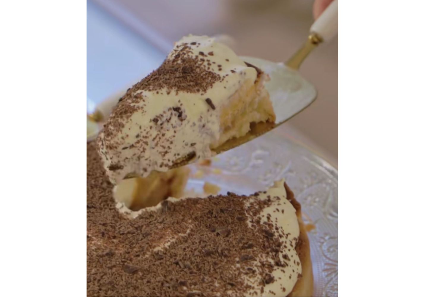 Así queda esta torta banoffee por dentro.