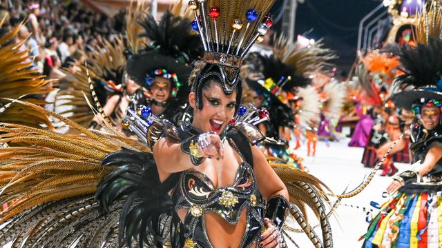 Carnaval, vinos y playa