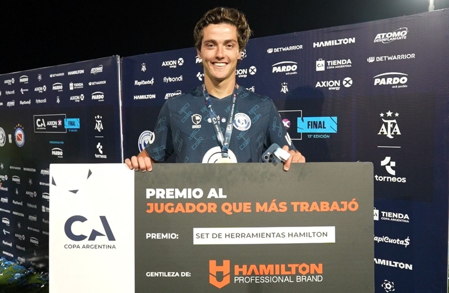 Sheyko Studer gritó campeón con Independiente Rivadavia de Mendoza en Cordoba.