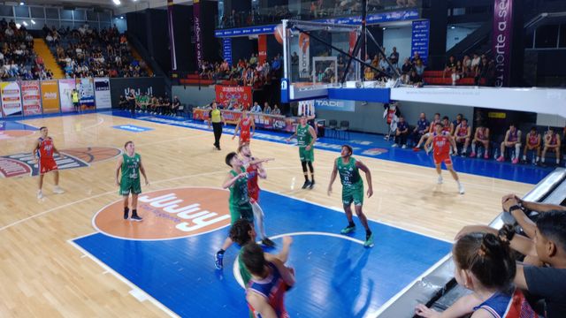 Jujuy Básquet no pudo con Barrio Parque.