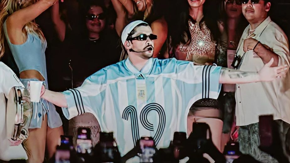 Bad Bunny en River 2026: del reencuentro con Cazzu a Wanda Nara en 'La Casita' y el casi beso con una fan