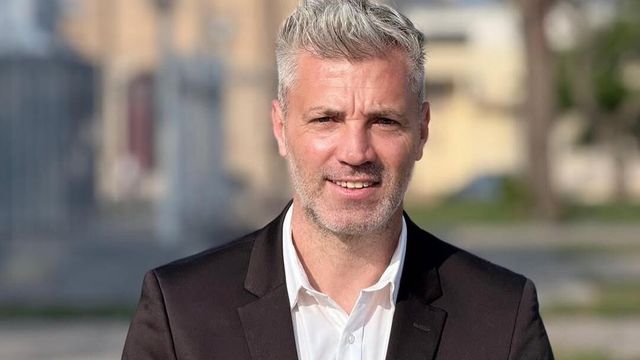 Julio Chiarini en la función de manager en Gimnasia de Jujuy. Pero con el afecto de siempre por Instituto.