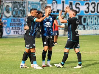 Con dos "diabluras" de Menéndez, Gimnasia y Esgrima de Jujuy festejó su carnaval con un triunfo