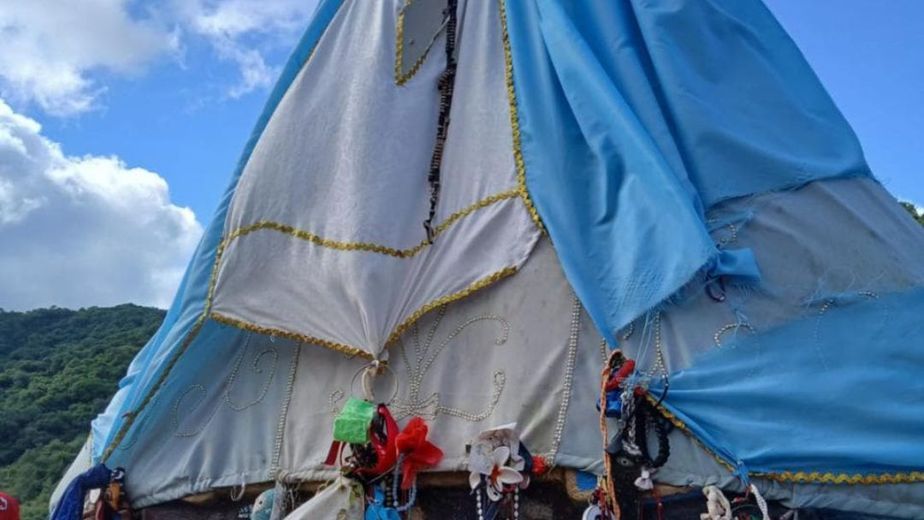 Pedido a la Virgen de Catamarca de hinchas de Tucumán Central