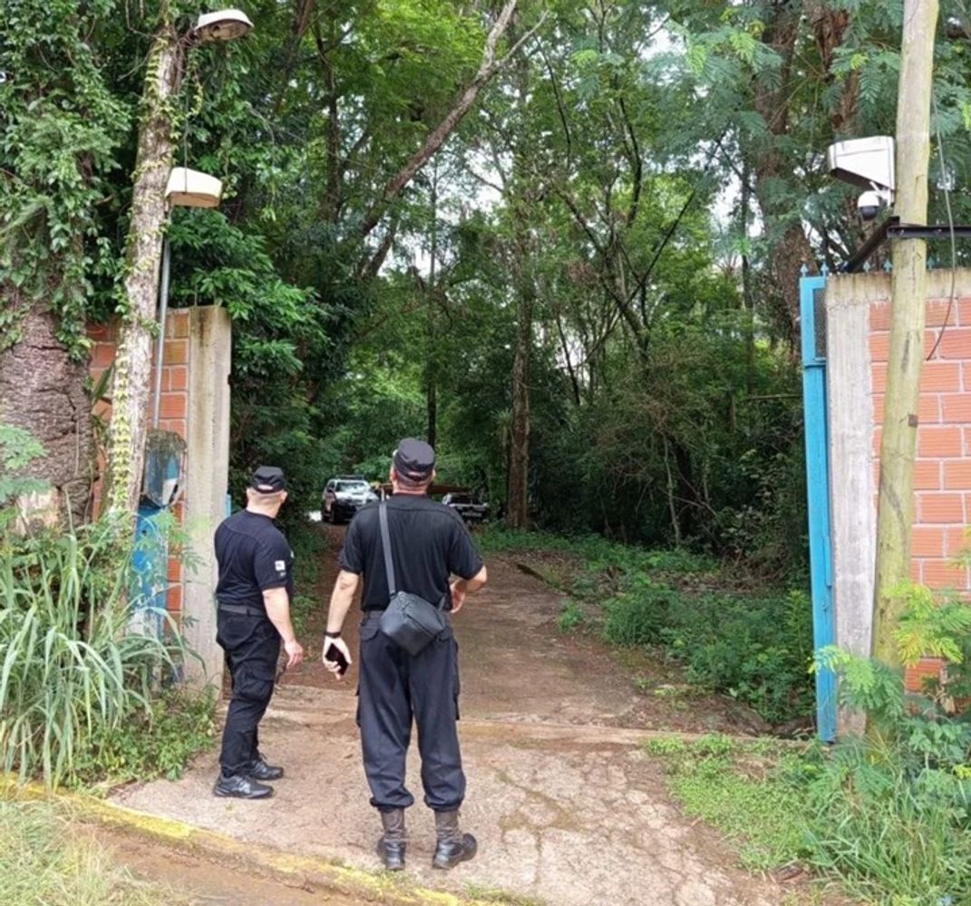 Puerto Iguazú: ciudadano japonés murió tras ser baleado en su casa y buscan al agresor.