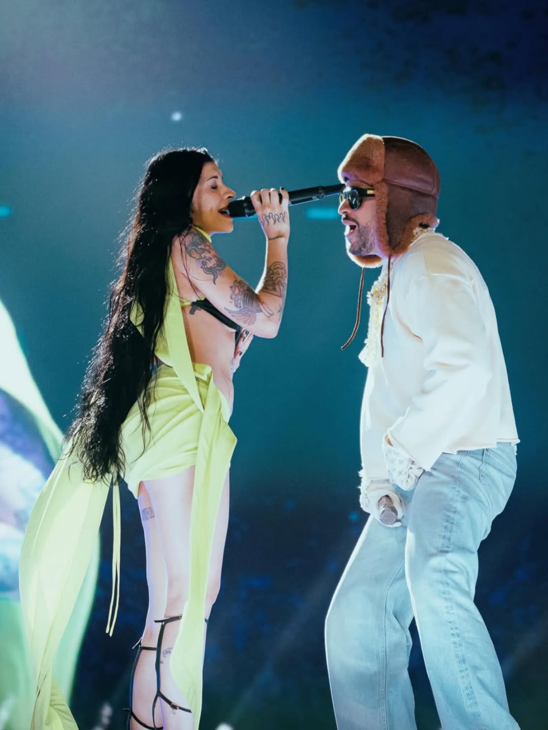 Cazzu en el show de Bad Bunny.