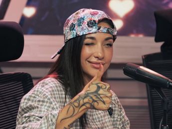 "Un succionador": María Becerra reveló que se compró un juguete íntimo y contó cómo fue su desopilante experiencia