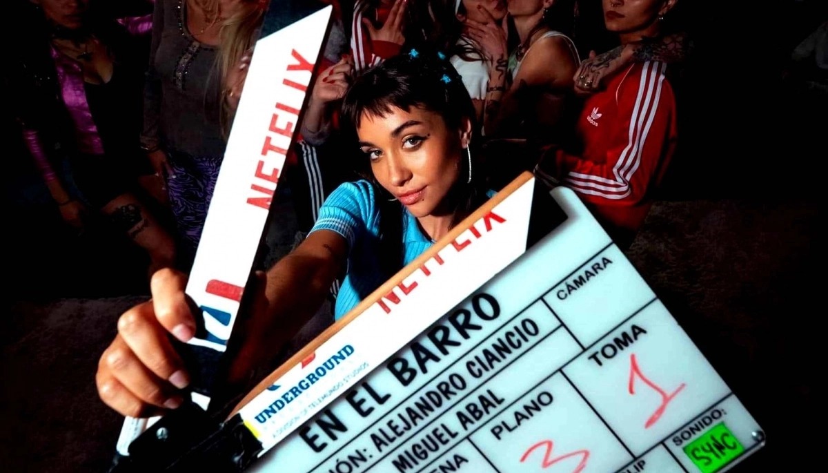 María Becerra durante el rodaje de En el Barro.