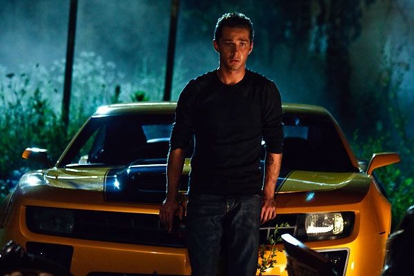 Shia Labeouf durante su participación en Transformers.