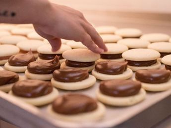 Una tradicional fábrica de alfajores de Córdoba anunció su cierre: "Gracias de corazón"