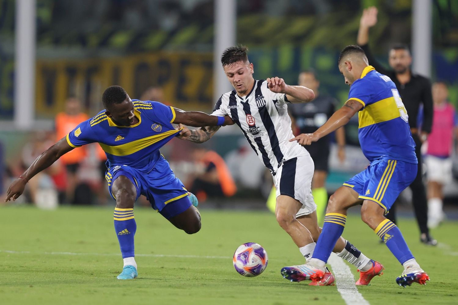 El partido entre Talleres y Boca contará con público visitante.