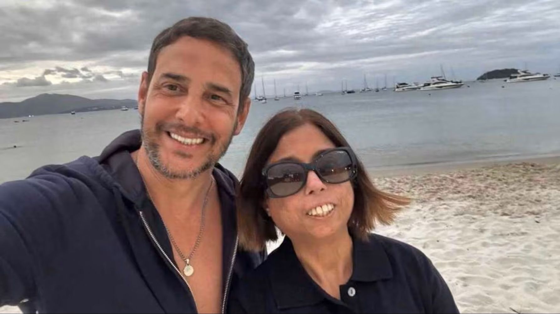 Rodrigo Lussich y su amiga Meche