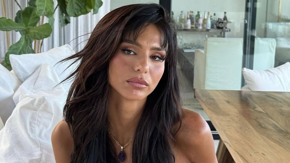 Desde la playa, Juanita Tinelli arrasó con una bikini mega diminuta y levantó la temperatura en Instagram