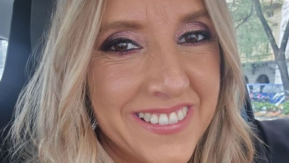 El auge del estilo "gorpcore": las claves del vibrante look de montaña con el que Paula Bernini impuso tendencia al aire libre