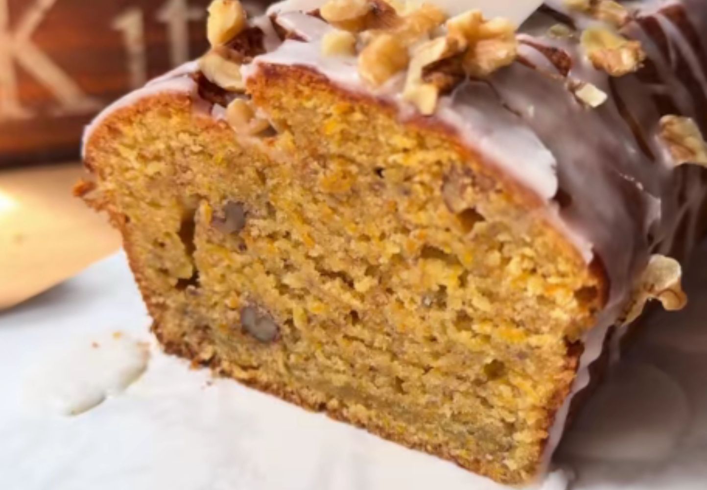Este budín es ideal para los mates de la tarde.