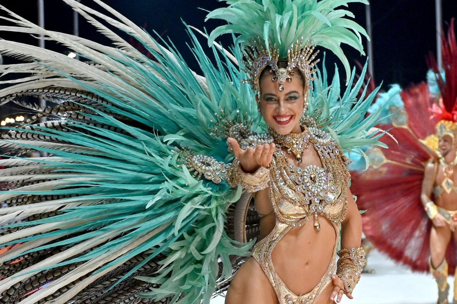 Mary Ann Morrison representante de Marí Marí, candidata a Reina del Carnavaldel Pís.