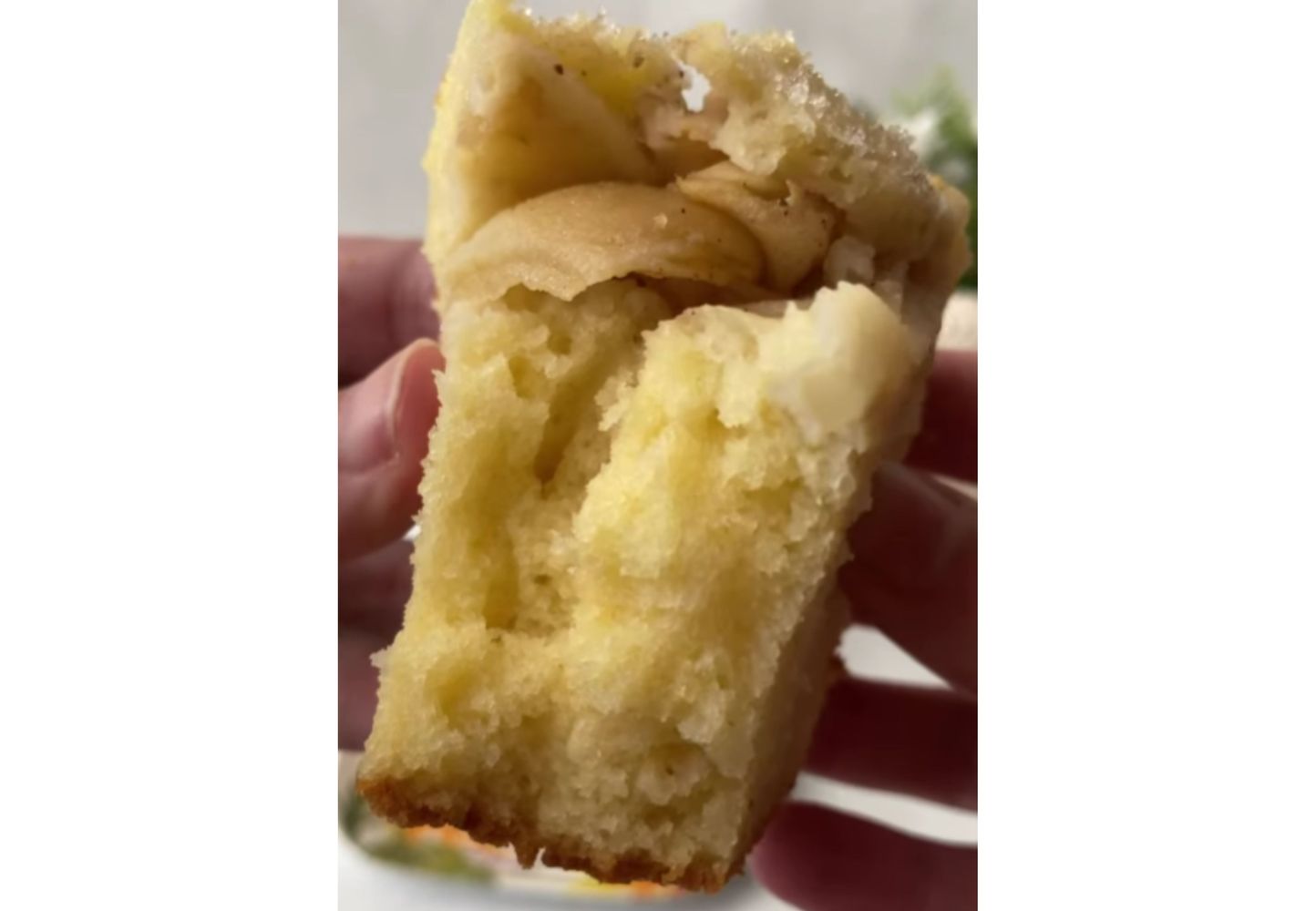 Así de húmedo queda el budín con esta receta.