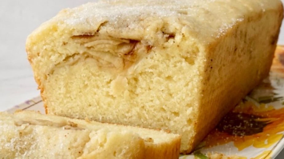Cómo hacer un delicioso budín de manzana: la receta con todos los secretos para que salga húmedo