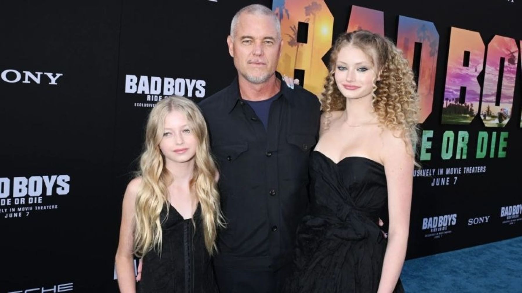 Eric Dane junto a sus dos únicas hijas, Billie y Georgia.