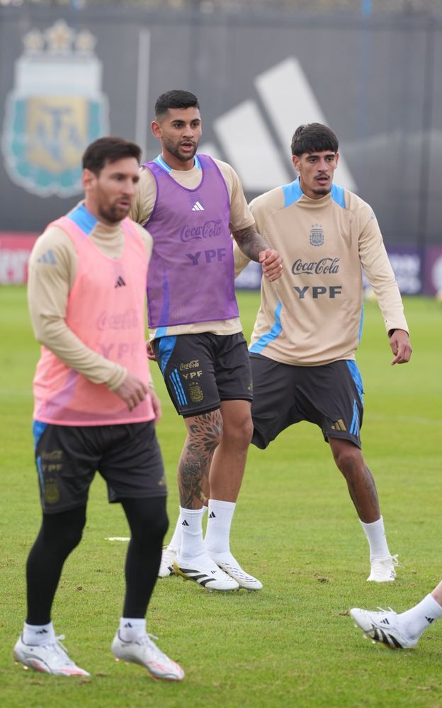 Messi, Romero y Troilo en la Selección Argentina