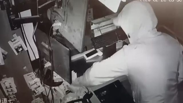 Detuvieron a un hombre acusado de un millonario robo en Campo Viera.