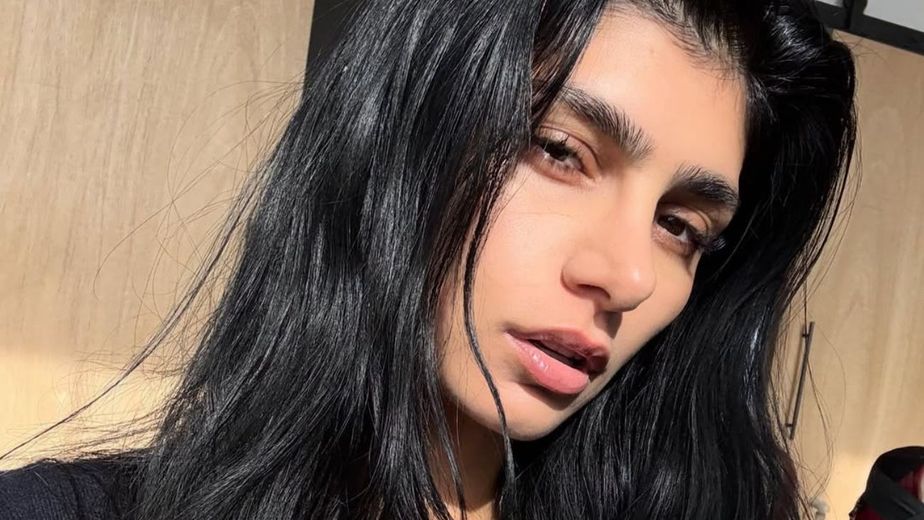 Mia Khalifa jugó al límite de la censura y arrasó en Instagram con un look de Fórmula 1
